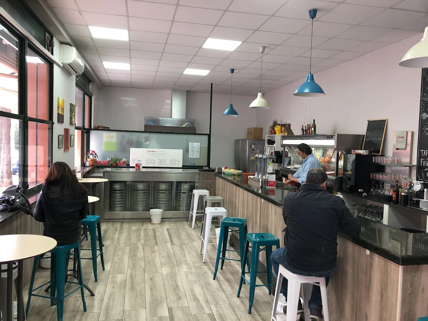 Interior del bar